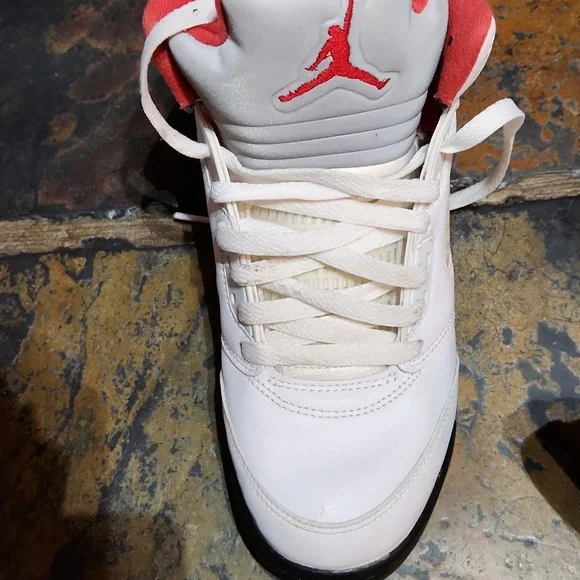 Air Jordan 5 size 7 Youth retro sneakers - Picture 6 of 7